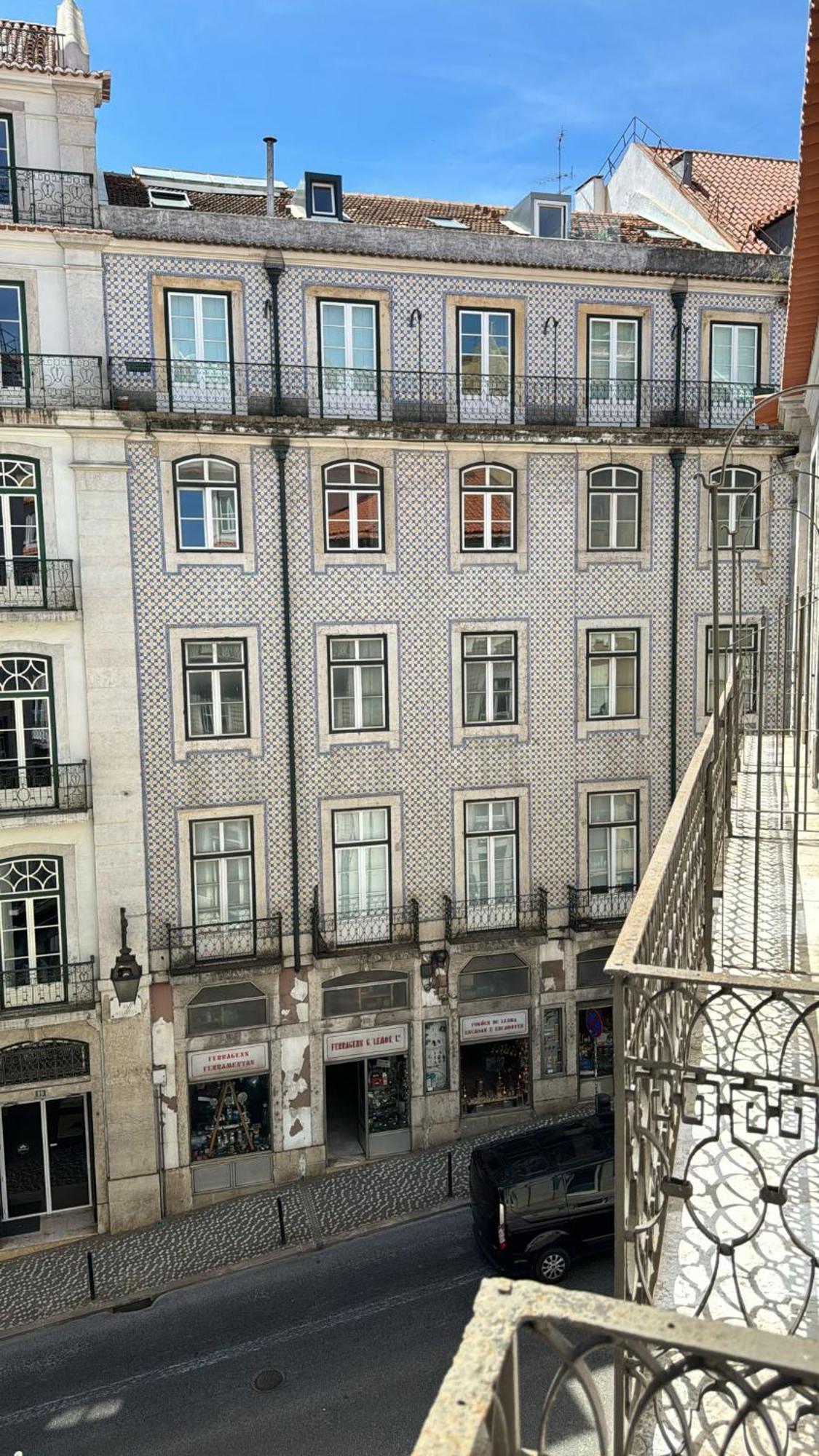 Comfortable Apartment In Downtown Lisbon For 4 People Exterior photo